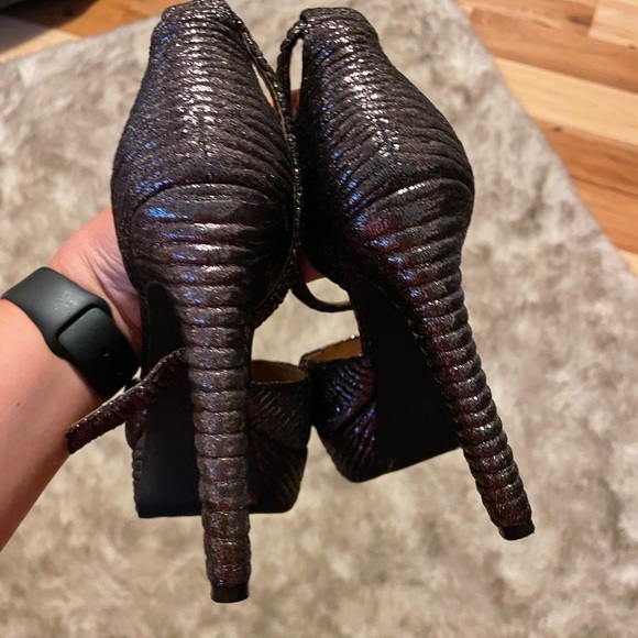 New without box Jessica Simpson metallic pumps size 7 - Picture 4 of 6